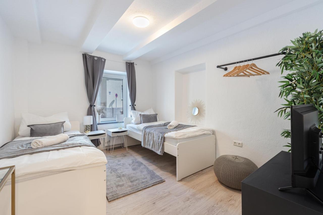 Terrace Apartment With 5 Rooms, Whirlpool And Bbq Augsburg Exterior photo